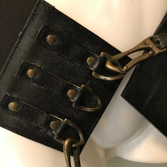 NWOT J LINDBERG BLACK LEATHER STRETCH BUCKLE BELT